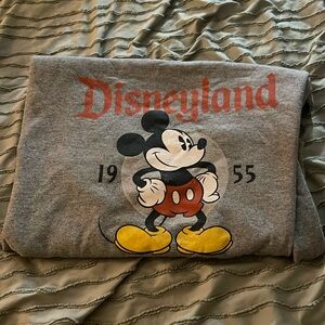 disneyland crewneck